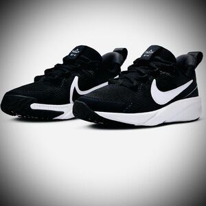 2023 Nike Star Runner 4 Running Shoe youth size 7
